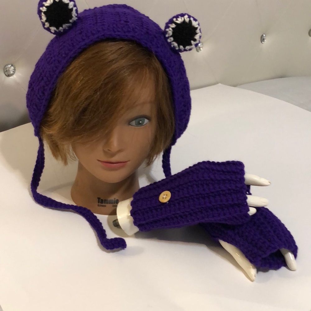 Handmade Crochet set ear warming and fingerless gloves 🧤 Set